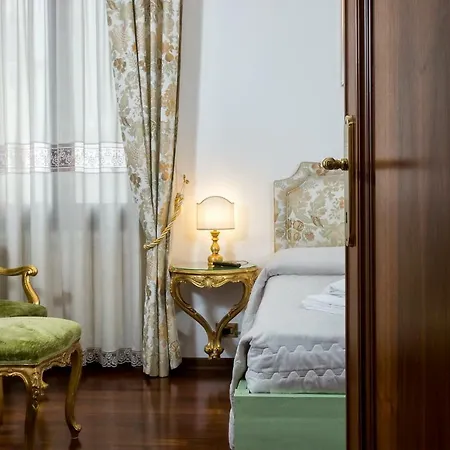 Apartment Residenza Calle Larga San Marco *