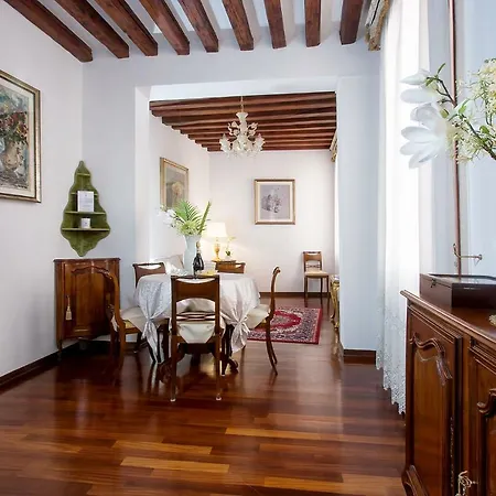 Apartment Residenza Calle Larga San Marco