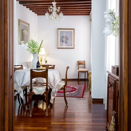 Residenza Calle Larga San Marco Apartment
