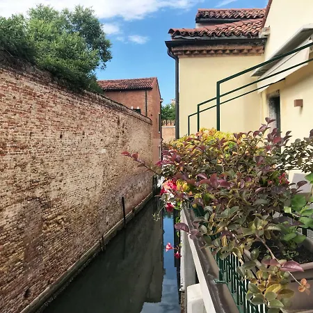 Le Conterie Blu E Rosse * Venice