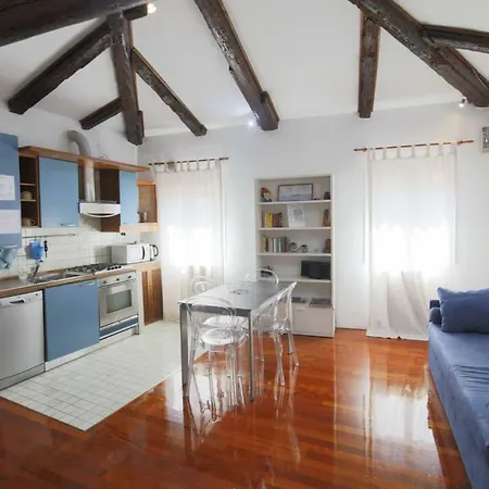 Apartment Nel Cuore Di Venice