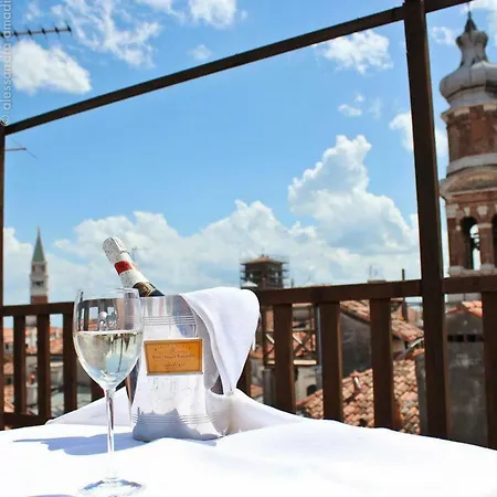 Altana Rialto * Venise