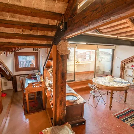 Romantic Penthouse * Venice