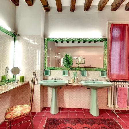 Palazzo Pisani Apartment *