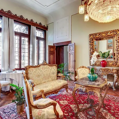 Apartment Palazzo Pisani Venice