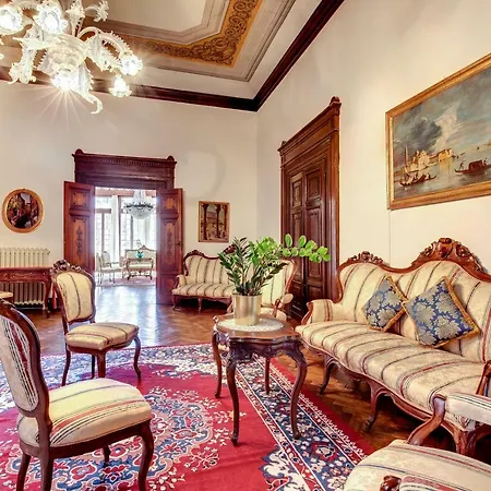 Apartment Palazzo Pisani Venice