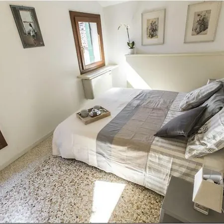 Lovely San Basilio Apartment