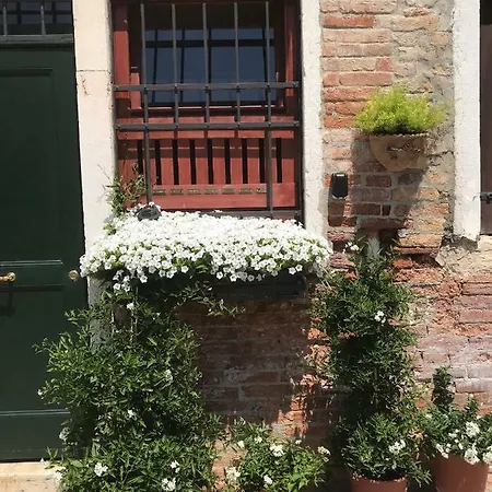 Apartment Lovely San Basilio