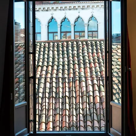 Palazzo Vendramin Costa Apartment