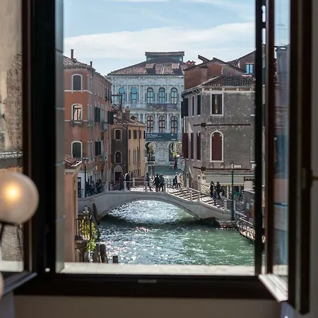 شقة Palazzo Vendramin Costa *