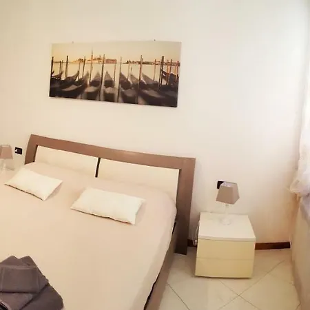 Ca' De L'ogio Apartment *