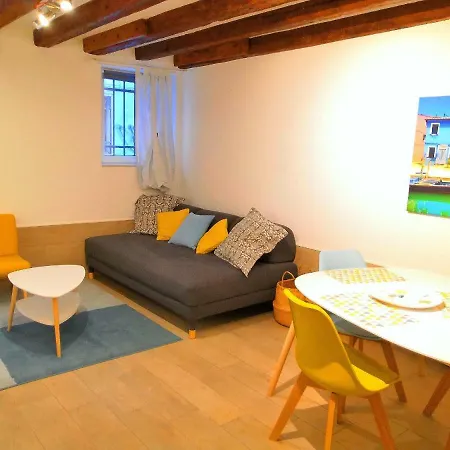 Alcova Apartment *