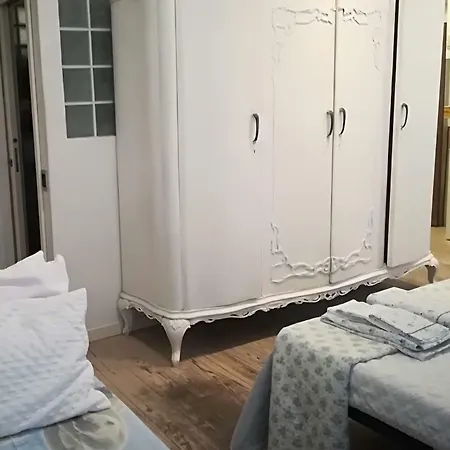 Casettaveneziana02704 Apartment