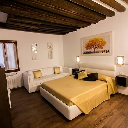 Golden Venezia
