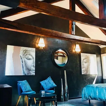 House Of Joy * Venice