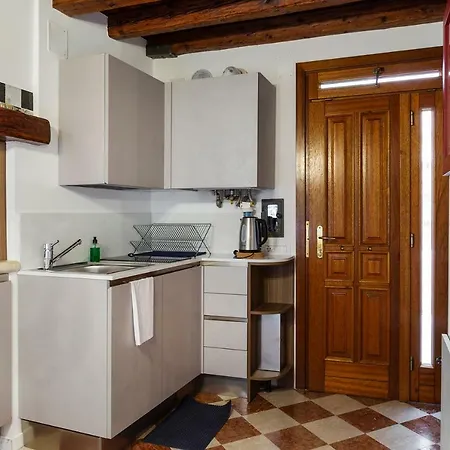 Apartment Antico Caminetto Biennale Venice