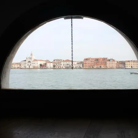 Apartment Mimi's Loft Venice