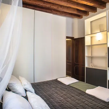 Apartment Terrazzina - Romantic Pied A Terre At The Heart Of Cannaregio District