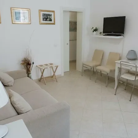 Apartment Biennale Bianco & Rosso Venice