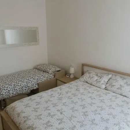 Biennale Bianco & Rosso Apartment