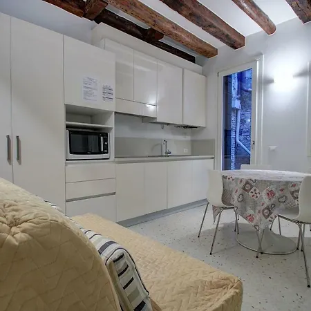 Apartment Guggenheim Museum, Cool, 4Pax