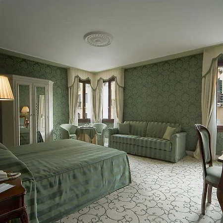 Hotel Maison | Esperienze 4*