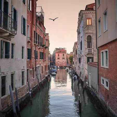 Canal Dream Cosy With Canal View Dom wakacyjny *