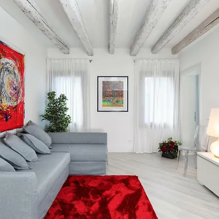 Heaven Biennale, The Elegant Apartment *