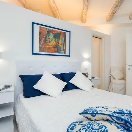 Heaven Biennale, The Elegant Apartment *