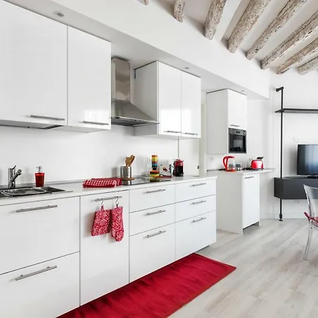 Heaven Biennale, The Elegant Apartment