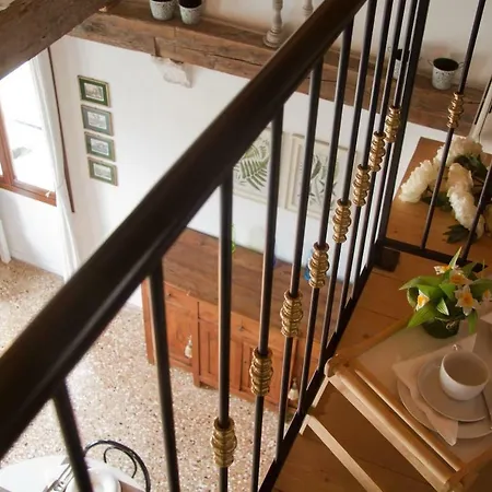 Apartment Loft Overlooking The Grand Canal Venice