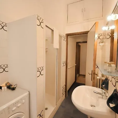 Venetian Mood Bianco Apartment *
