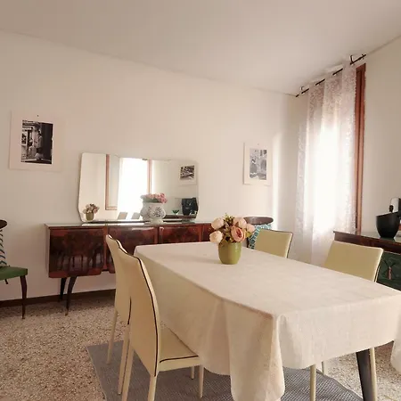 Apartment Venetian Mood Bianco