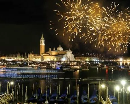 White Ca' Arsenale Apartment Venice