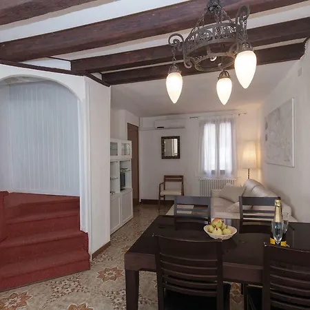 Apartment Le Ancore Few Steps From Biennale Art Venice