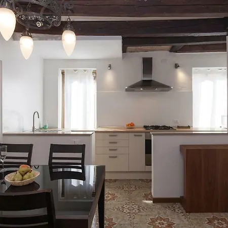Apartment Le Ancore Few Steps From Biennale Art