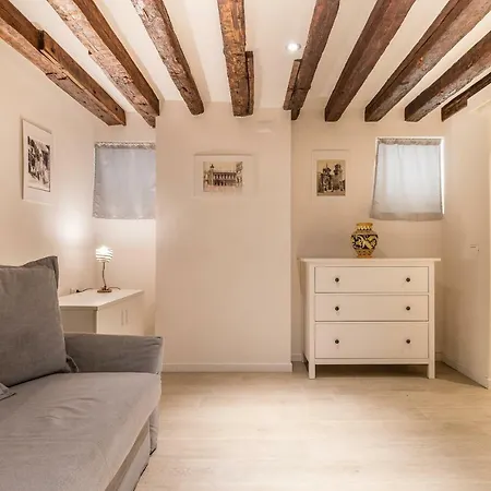 Apartment Ramo Delle Moschette *