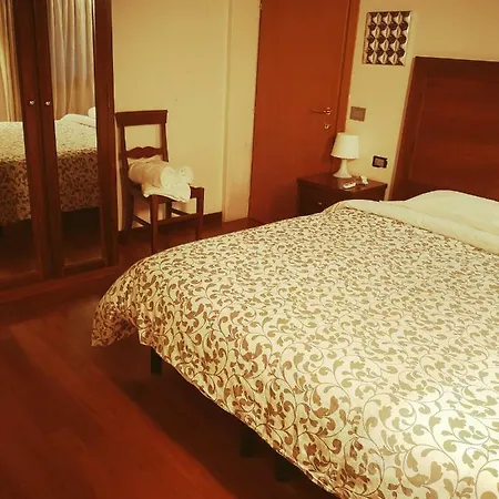 5 Mins To Rialto Bridge Apartment *