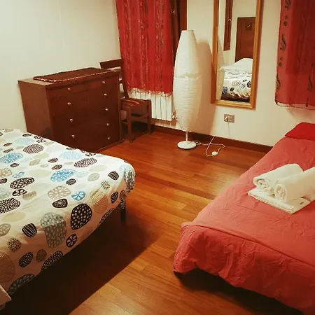 5 Mins To Rialto Bridge Apartment *