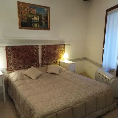 Calle Del Volto Apartment