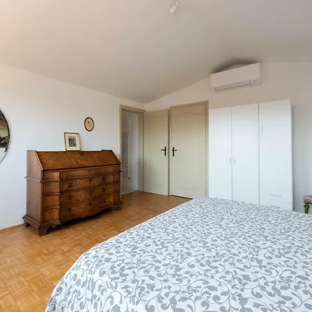 Apartment San Basilio Flat