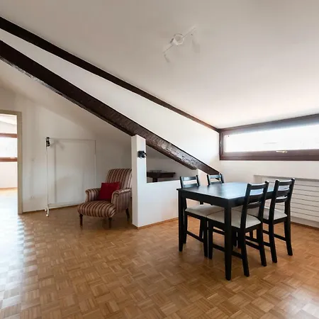 San Basilio Flat Apartment *