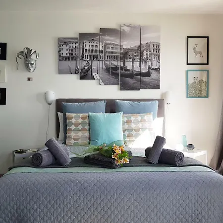 G & T Apartment *