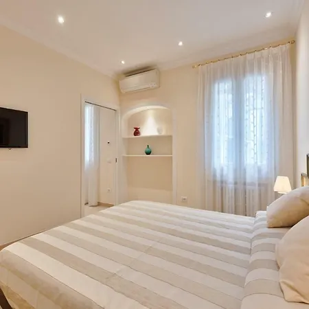 Romance In Rialto - Your House To Together Appartement