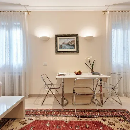 Romance In Rialto - Your House To Together Appartement