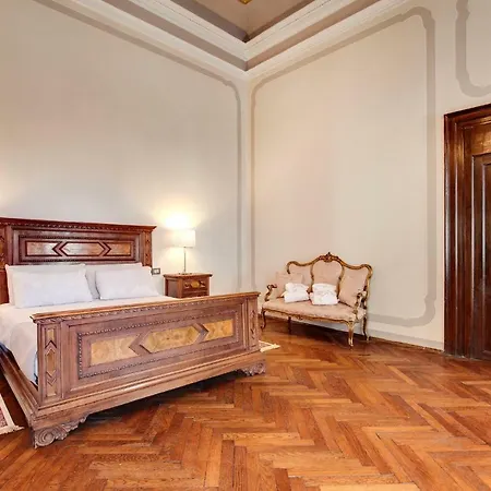 Palazzo Pisani Apartment