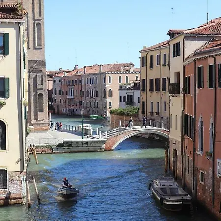 Palazzo Vendramin Costa Apartment Venice