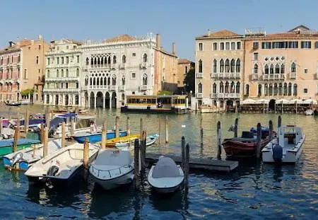 Palazzo Morosini Brandolin Dimora Romantica *