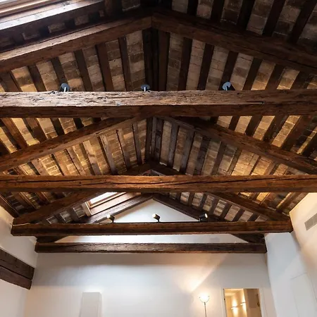 Palazzo Vendramin Costa Apartment *