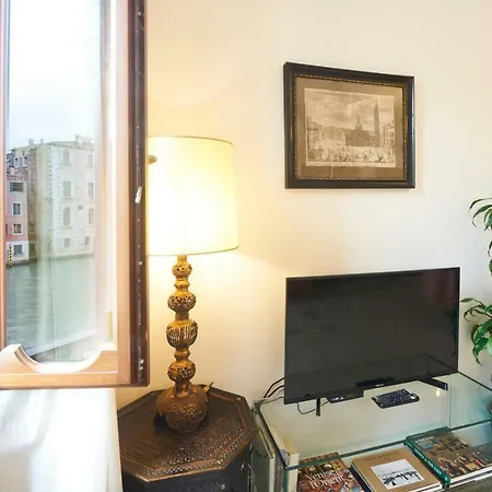 Holiday home Charming On Grand Canal
